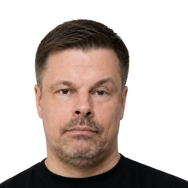 Юрий Петров